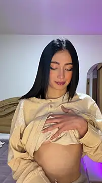 Maddy Jones online show from February 2026 02:56:02 AM