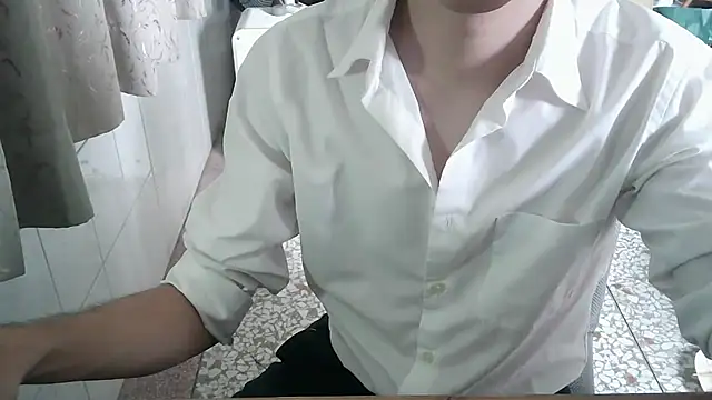 Snapshot of KYU890428 chatting on July 2026 05:58:01 AM KYU890428 online show from July 2026 05:58:01 AM
