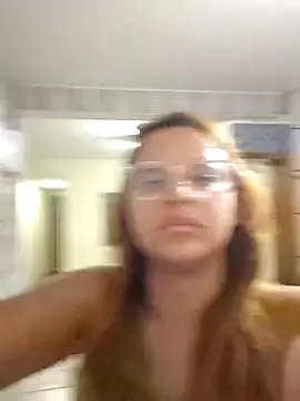 AliceRuivinha2 online show from February 2025 09:19:02 PM