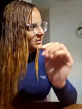 AliceRuivinha2 online show from February 2025 01:47:02 AM