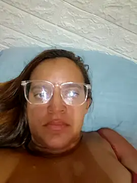 AliceRuivinha2 online show from March 2025 12:53:02 PM