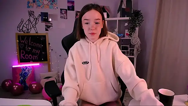 MiniSofy online show from February 2025 01:16:01 PM