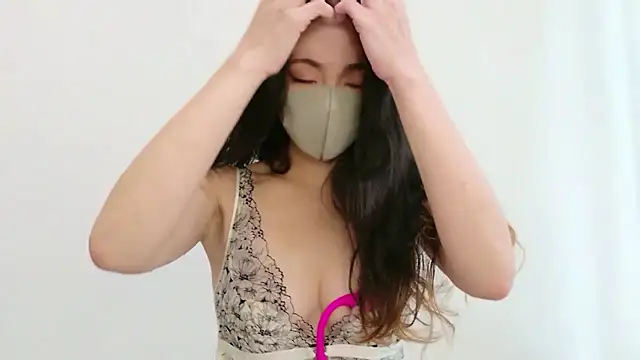 Mary-JP online show from April 2026 03:31:02 AM