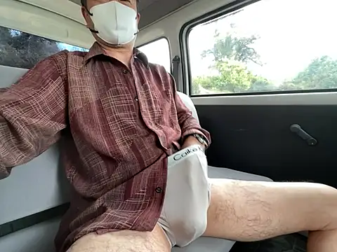 Snapshot of Ryo-j chatting on April 2026 07:50:02 AM Ryo-j online show from April 2026 07:50:02 AM