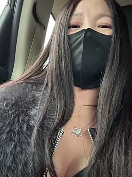 SSSniang- online show from November 2025 12:20:01 PM