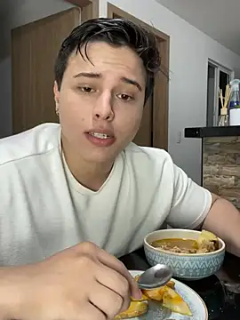 Thom Ohtani online show from January 2025 02:20:02 AM