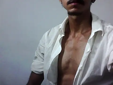 MagrinhoSaradoo online show from November 2025 02:59:01 AM