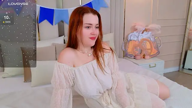 EllieGarson online show from September 2025 05:07:01 PM