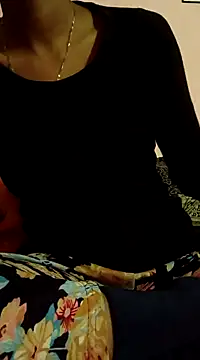 Snapshot of Barbie_183 chatting on January 2025 09:35:01 AM Barbie 183 online show from January 2025 09:35:01 AM