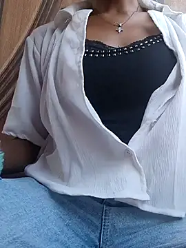 Snapshot of Barbie_183 chatting on March 2025 12:56:01 PM Barbie 183 online show from March 2025 12:56:01 PM