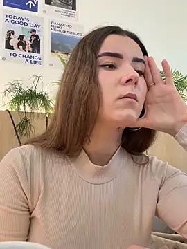 mewKate online show from November 2025 01:11:01 PM