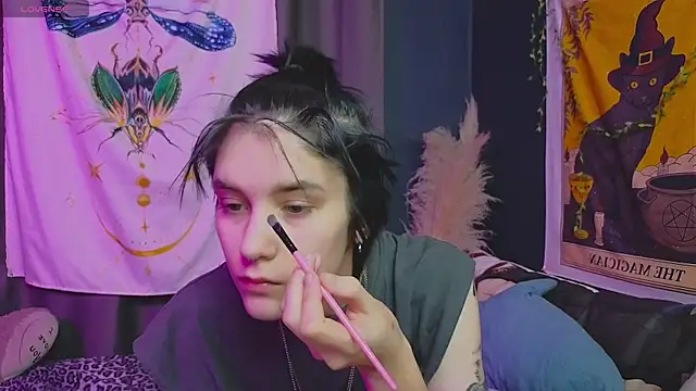 Hyeon Jin online show from January 2025 03:54:01 PM