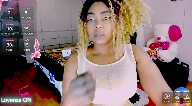 Snapshot of Aliana_Ross chatting on March 2025 08:55:01 AM Aliana Ross online show from March 2025 08:55:01 AM