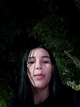 the queen of street online show from October 2025 04:35:02 AM