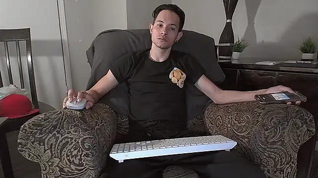 azzel19 online show from January 2025 01:26:02 AM