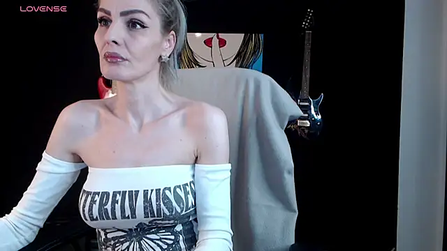 AshlineKatte online show from March 2025 06:15:02 PM