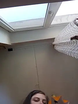 Lauren Amabel online show from March 2026 08:10:01 AM