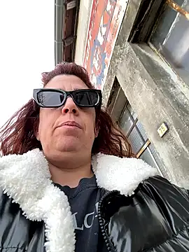 sweetinside  online show from January 2026 09:58:02 AM