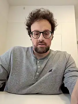 Snapshot of littlehairyman chatting on March 2025 11:00:02 AM littlehairyman online show from March 2025 11:00:02 AM