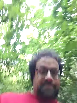 Snapshot of littlehairyman chatting on September 2025 04:29:02 PM littlehairyman online show from September 2025 04:29:02 PM