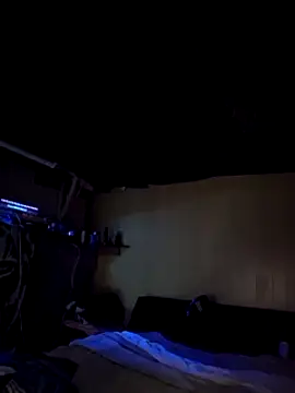 Snapshot of hesjustafriend chatting on January 2025 08:37:01 AM hesjustafriend online show from January 2025 08:37:01 AM