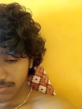 CosmicEmuu online show from January 2025 05:48:01 AM