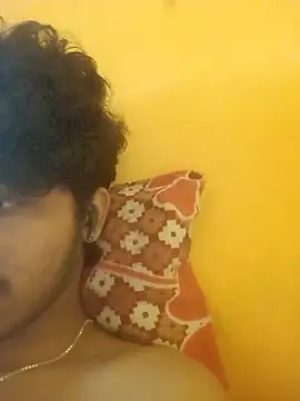 CosmicEmuu online show from September 2025 04:50:02 AM