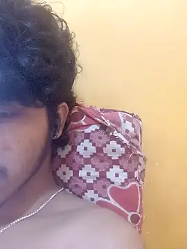 CosmicEmuu online show from September 2025 06:29:02 AM