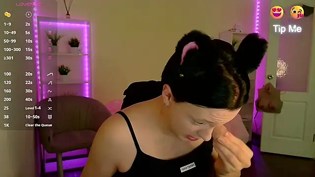 Snapshot of DianaRadrigo chatting on January 2025 07:26:01 AM DianaRadrigo online show from January 2025 07:26:01 AM