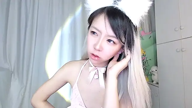 Snapshot of Ciri-CC chatting on February 2025 08:45:02 PM Ciri-CC online show from February 2025 08:45:02 PM