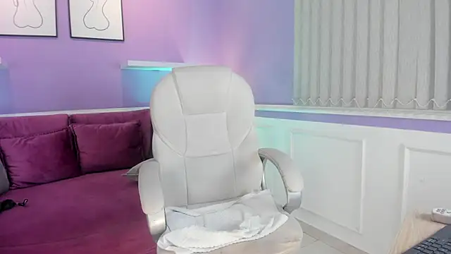 Emma Walkerr  online show from January 2025 10:16:02 PM