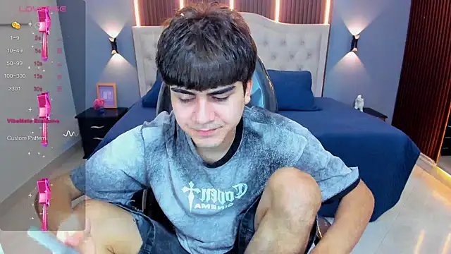 Snapshot of Tommy18__ chatting on July 2026 03:26:01 AM Tommy18 online show from July 2026 03:26:01 AM