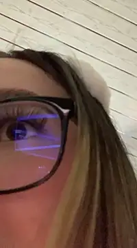 Snapshot of LunaShine_ chatting on January 2025 01:16:01 AM LunaShine online show from January 2025 01:16:01 AM