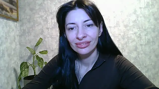 Snapshot of LissaBlossom chatting on May 2026 05:45:01 AM LissaBlossom online show from May 2026 05:45:01 AM