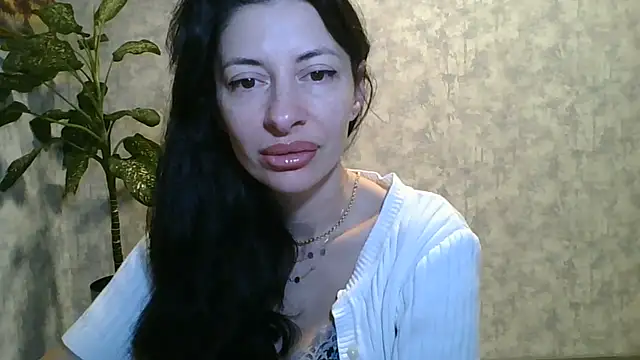 Snapshot of LissaBlossom chatting on June 2026 02:39:01 AM LissaBlossom online show from June 2026 02:39:01 AM