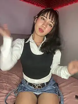 Catmila- online show from January 2025 02:36:01 AM