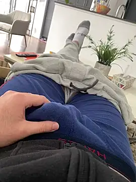 Snapshot of wetty_fap321 chatting on January 2025 04:50:02 PM wetty fap321 online show from January 2025 04:50:02 PM