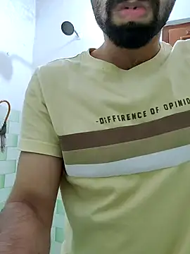 TOPMOON001 online show from November 2025 06:57:02 PM