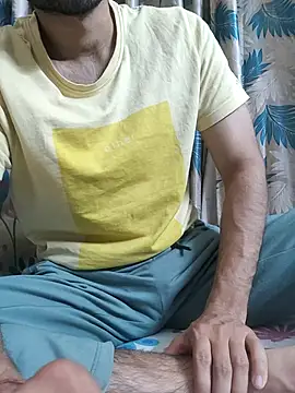 TOPMOON001 online show from April 2026 07:44:02 PM