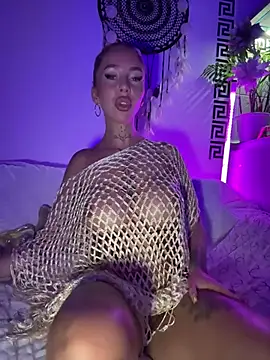 CheekyChels online show from July 2026 09:39:02 PM