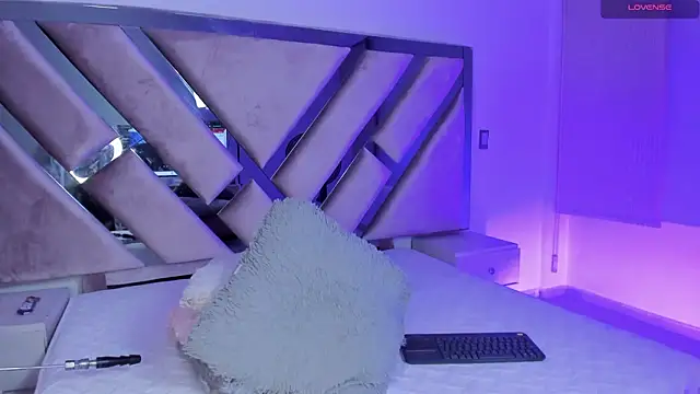 kathy bakerr online show from March 2026 02:12:02 PM