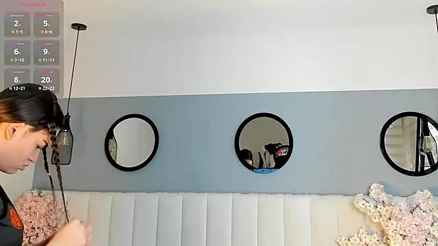 chelsea bolton  online show from March 2026 12:38:02 PM