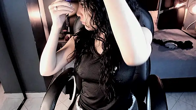 vaiolethsan   online show from February 2026 09:31:01 PM