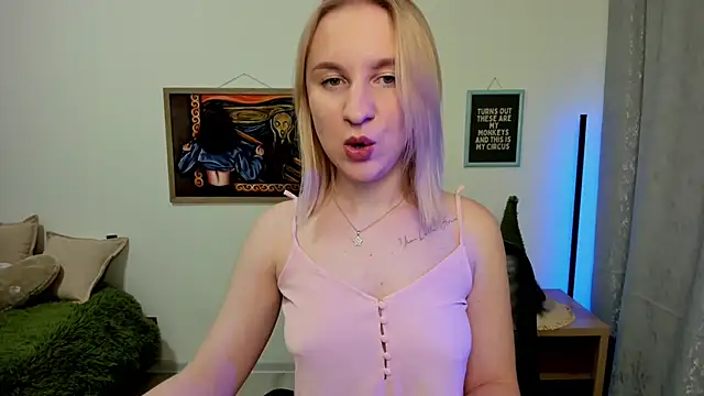 BeautyBlondy online show from January 2025 08:10:02 PM