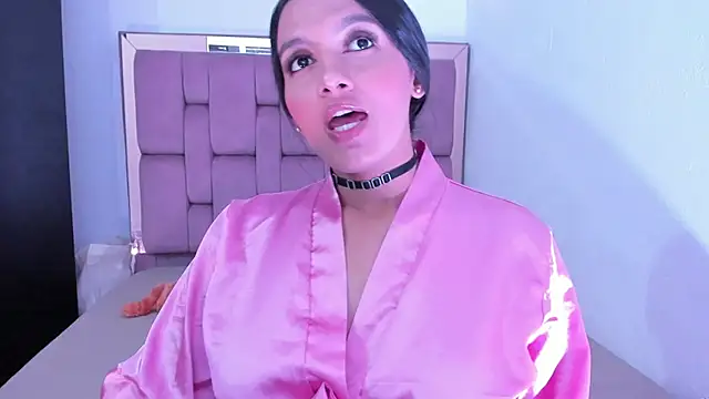 trissha xk1 online show from August 2026 01:27:01 PM