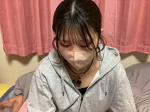 Snapshot of sakuchaaa_2525 chatting on February 2025 03:32:01 PM sakuchaaa 2525 online show from February 2025 03:32:01 PM