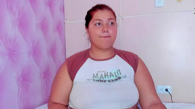 TaniaBellini online show from March 2025 03:40:02 PM