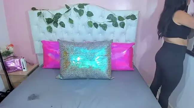 EmmySweett2 online show from February 2025 12:49:01 PM