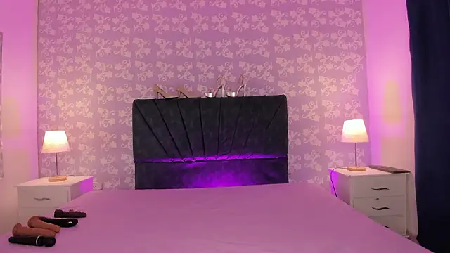 SalomeSimonz online show from March 2026 07:28:01 PM