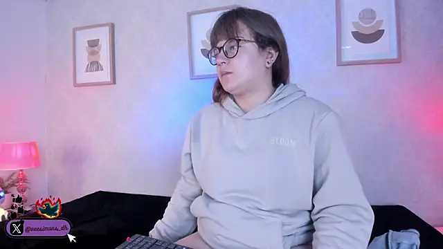 Snapshot of Veronica_simons chatting on September 2025 07:59:02 PM Veronica simons online show from September 2025 07:59:02 PM